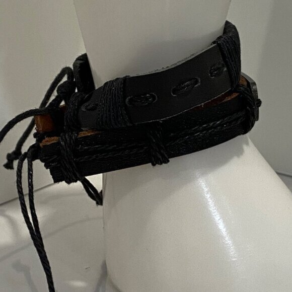 Handcrafted Leather 2 Bracelets set With Eagle open wings Emblem  Adjustable - Picture 6 of 7